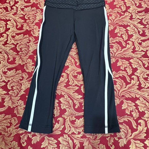 Lululemon Below Knee Leggings Women's XS - Picture 2 of 7